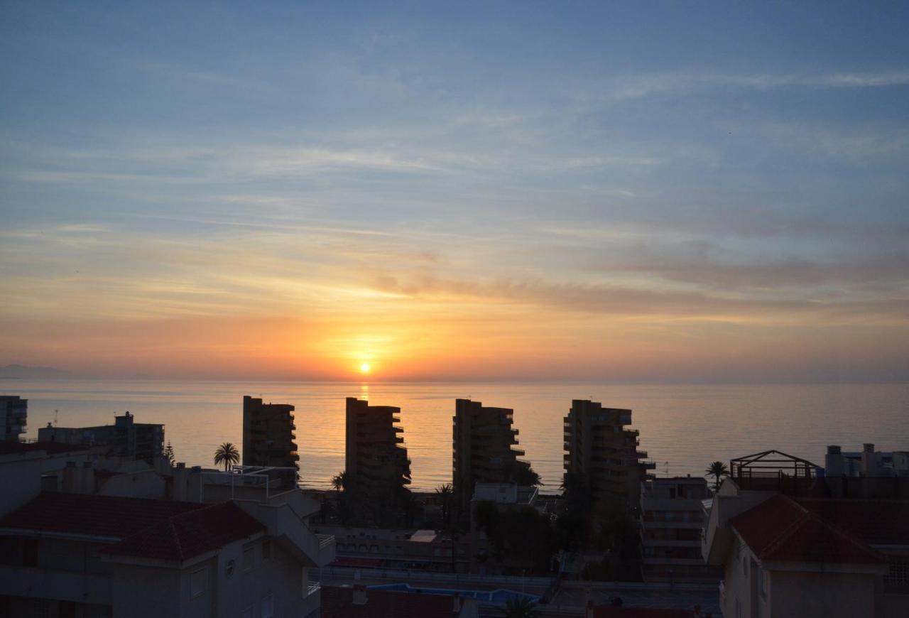Stunning Sea Views At Just 270 M From The Beach アレナレス・デル・ソル エクステリア 写真